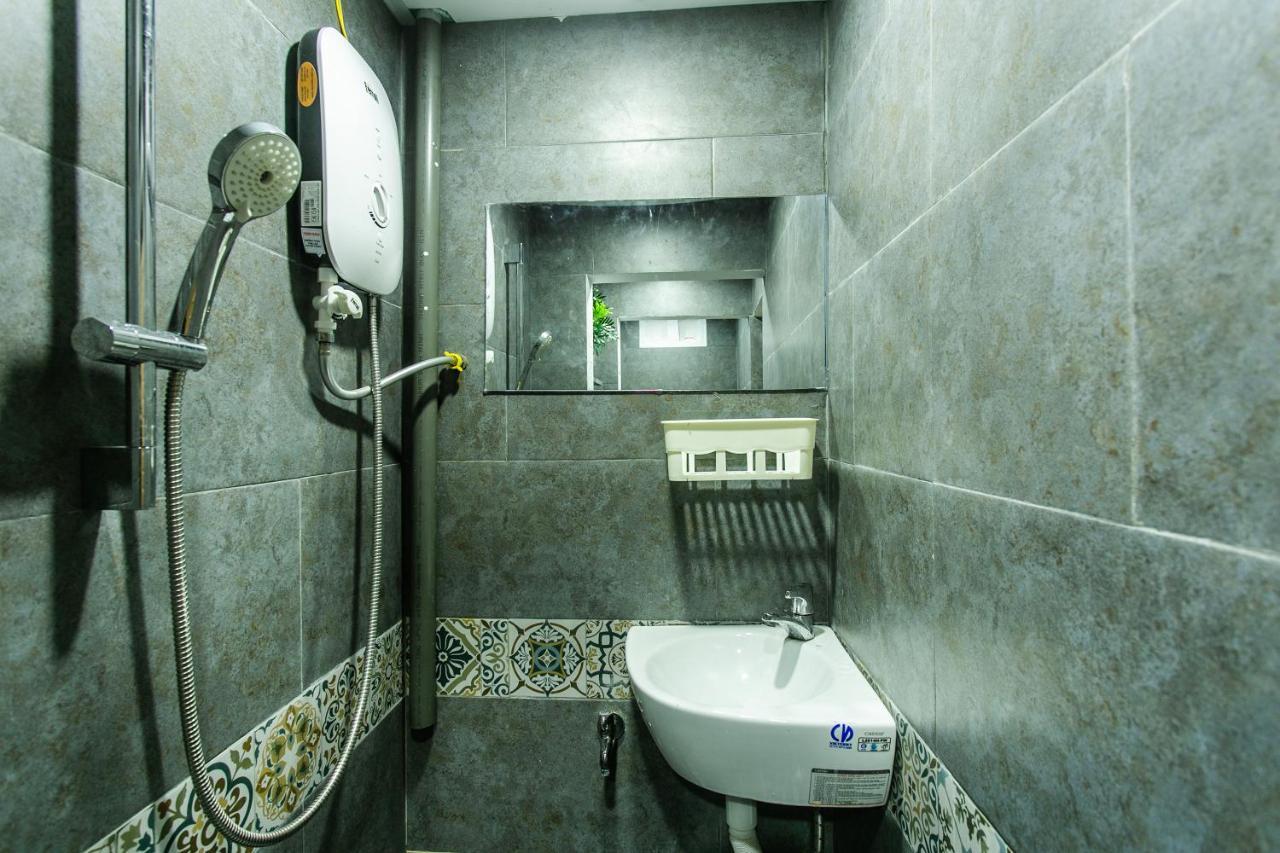 Biệt Thự Cà Phê và Căn Hộ OYO 667 Minh Anh Đà Nẵng Ngoại thất bức ảnh