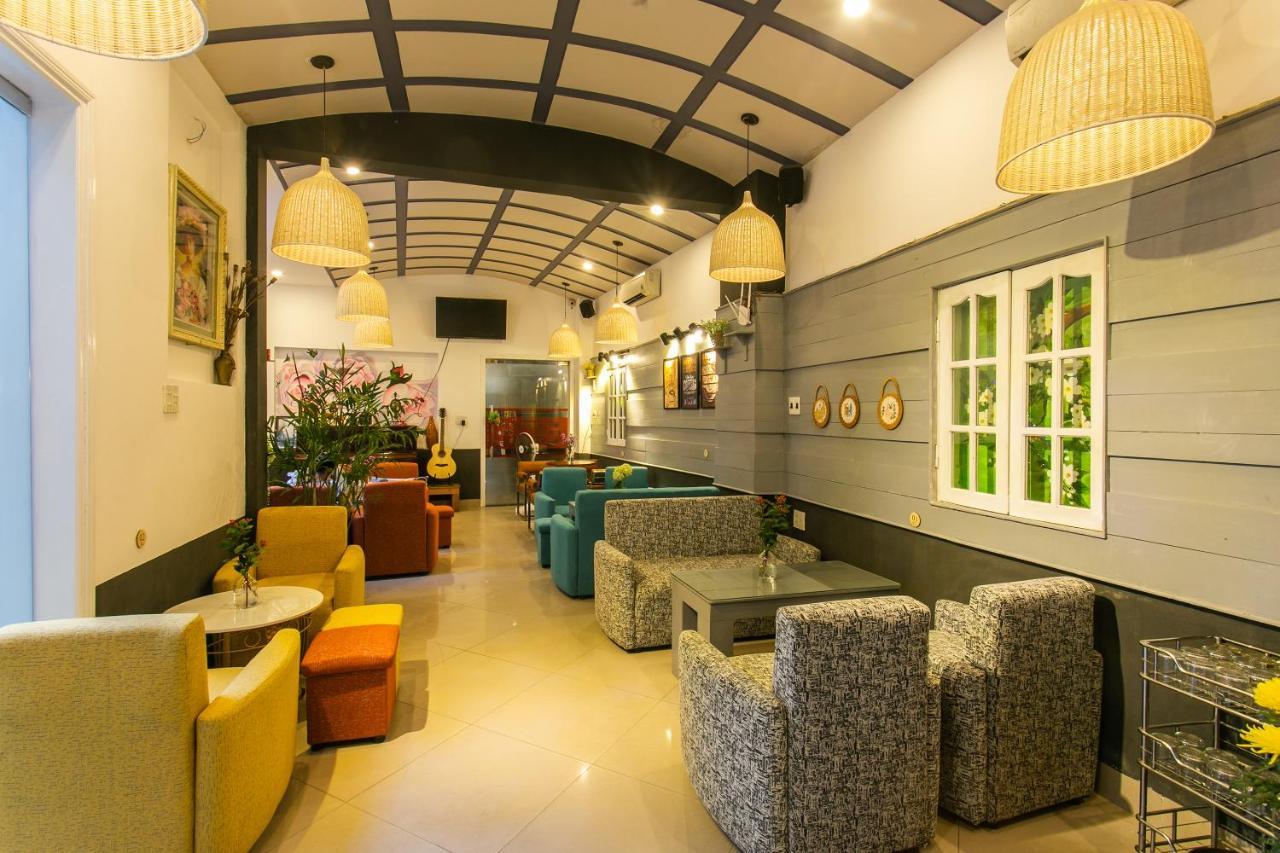 Biệt Thự Cà Phê và Căn Hộ OYO 667 Minh Anh Đà Nẵng Ngoại thất bức ảnh